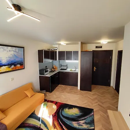Nature Life, 200m To The Lift Apartment Bansko